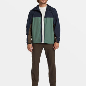 Chaqueta Cortavientos Personalizada para Hombre con Bloques de Color, Estilo Deportivo, Cuello Alto, Resistente al Viento, para Otoño, Material de Poliéster - Product Image 3