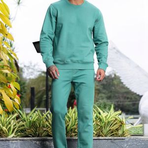 Trajes Deportivos Personalizados para Hombre, 100% Algodón, Estampados para Invierno, de Secado Rápido, con Logotipo Personalizado, Servicio OEM/ODM - Product Image 1