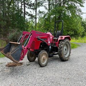 Tracteur à roues Mahindra 6075 4x4 75 CV pour utilisation agricole, avec chargeur frontal, performances robustes - Product Image 6