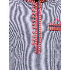Conjunto de Kurta de Algodón a Rayas de Manga Larga para Niño con Pantalones Dhoti Gris y Coral, Lehenga Choli y Saree Cosidos y Elásticos - Product Image 4