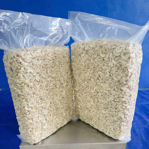 Meilleur Prix Noix de Cajou Décortiquées SANTIGO, Amandes de Cajou Cassées, Emballage Marque Privée - Product Image 1