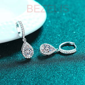 Pendientes vintage con diamantes cultivados en laboratorio sin conflictos, con oro blanco de 14k, diseñados para diamantes cultivados en laboratorio de forma ética. - Product Image 3