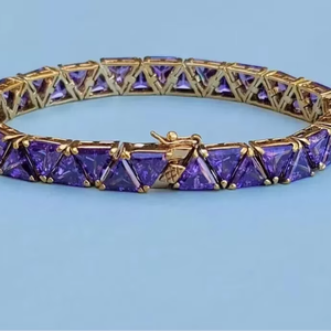 Bracelet tennis vintage pour homme en argent sterling 925 plaqué or avec 8 moissanites taille trillion - Product Image 1