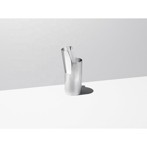แจกันดอกไม้ทรงกระบอกสแตนเลสสตีลแบบมันเงาสำหรับตกแต่งบ้าน - Product Image 1