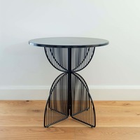 Table console sur piétement en bronze moderne avec design abstrait de couple, meuble d'appoint en métal fait main pour la décoration du salon