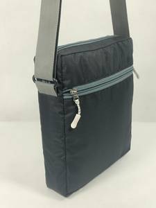 Sac à bandoulière léger en polyester tendance |   Sac de voyage étanche pour téléphone portable, sac bandoulière |   Fermeture éclair unisexe durable - Product Image 5