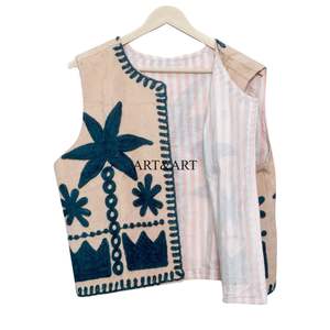 Chaleco de algodón para mujer con estampado de palmeras, sin mangas, con botones, bordado a mano, ecológico, estilo étnico, informal. - Product Image 1