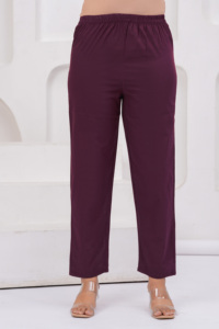 ชุดคุรตะปักลายไวน์สำหรับผู้หญิง พร้อมกางเกงและผ้าคลุมไหล่ |   ชุดผ้าฝ้ายสไตล์ชาติพันธุ์สำหรับสุภาพสตรี |   ชุดสำหรับงานเทศกาลและชุดลำลอง - Product Image 2