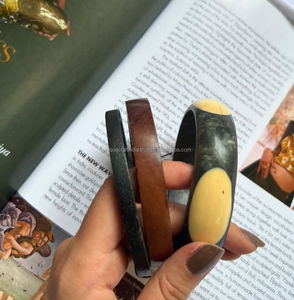 Brazalete de Resina de Color Sólido de Alta Calidad, Joyería Acrílica Minimalista de Moda para Mujeres y Niñas - Product Image 3