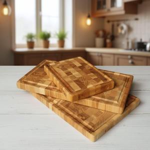 Tabla de Cortar de Madera de Acacia Ecológica Premium, Nueva Tabla de Cortar de Grano Completo con Patas Antideslizantes para Uso en la Cocina - Product Image 2