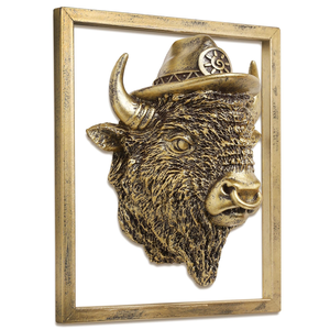 Buste mural de tête de tigre antique en laiton massif, richement décoré de détails rayés sculptés, disponible à prix de gros. - Product Image 6