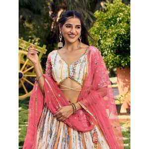 Impresionante ropa festiva de Chinon con estampado digital en blanco y rosa Lehenga Choli - Product Image 4