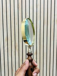 แว่นขยายแบบมือถือขนาด 4 นิ้ว พร้อมด้ามไม้ขัดเงาและกรอบทองเหลือง |   แว่นขยายอ่านหนังสือแบบกระจกออปติคอล (ไม่สามารถพับได้) - Product Image 5