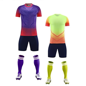 Uniformes de Fútbol Personalizados y Ropa Deportiva para Equipos - Uniformes de Fútbol para Hombre de Poliéster de Secado Rápido, Venta al Por Mayor, Proveedor OEM - Product Image 5