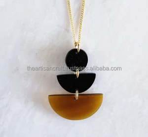 Collar con colgante de cuerno de búfalo de la mejor calidad, joyería de cuerno natural hecha a mano para hombres y mujeres - Product Image 4