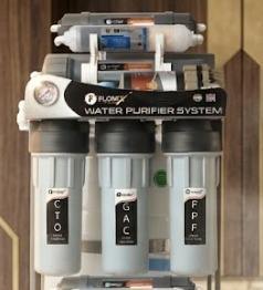 Purificateur d'eau de comptoir haut de gamme avec technologie de filtration multicouche avancée pour une eau potable pure et sûre à la maison - Product Image 3
