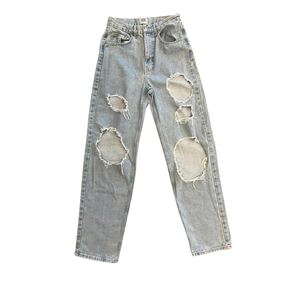 กางเกงยีนส์แฟชั่นสำหรับผู้ชายกางเกงยีนส์สีน้ำเงินฟอกสีขาดใส่สบาย - Product Image 3