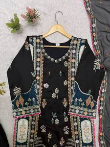 Robe traditionnelle indienne pakistanaise noire brodée pour femmes, longueur cheville, en coton avec motif floral, tenue de soirée, coupe classique - Product Image 4