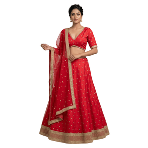 Elegante Lehenga Choli de Poliéster con Cuello en V y Bordado a Mano, con Bordado Intenso para Mujeres Indias - Ideal para Bodas y Diwali - Product Image 1