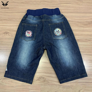 Shorts en jean de couleur unie personnalisés, faits à la main avec impression de logo, pour hommes, coupe droite, très demandés - Product Image 3