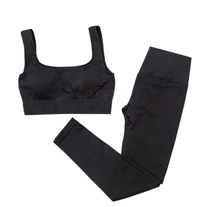 Ensemble de yoga pour femmes avec crop top zippé et leggings, tenue à manches longues, ensemble de sport côtelé à manches courtes, ensemble de vêtements de sport taille haute pour femmes - Product Image 1