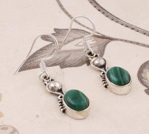 Boucles d'oreilles pendantes en malachite naturelle, argent sterling, bijoux bohèmes, pierre verte naturelle, cadeau de mode pour femme - Product Image 1