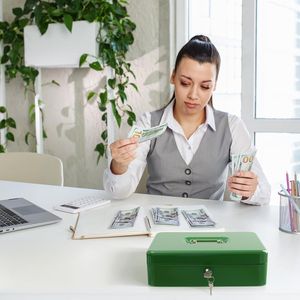 Cassetta Portavalori Grande in Metallo con Serratura e Chiave, Vassoio Porta Soldi per Registratore di Cassa POS, Cassetta di Sicurezza in Metallo per Conservazione Sicura di Denaro - Product Image 3