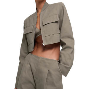 Blouson bomber court zippé pour femme, couleur unique et tendance, vente en gros de vêtements pour femmes - Product Image 1