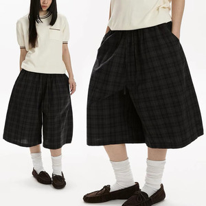 Shorts Harem à carreaux taille haute pour femme, coupe ample, taille élastique, style décontracté, en flanelle de coton avec poches - Product Image 1
