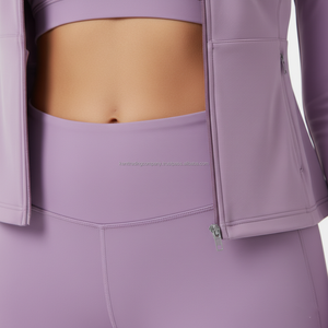 ชุดโยคะ 3 ชิ้นสำหรับผู้หญิง เสื้อครอปสายไขว้ ผ้าไนลอนผสมสแปนเด็กซ์ ชุดออกกำลังกาย สปอร์ตบรา กางเกงเลกกิ้งไร้ตะเข็บ ชุดฟิตเนส รับผลิตแบบ OEM ODM - Product Image 4