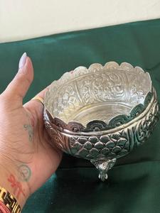 Bol Urli traditionnel couleur argent, fait main, centre de table décoratif festif pour la décoration de la maison et les cadeaux de Diwali - Product Image 3