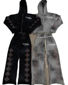 Ensemble sweat à capuche surdimensionné personnalisé avec strass et pantalon de survêtement taille haute vintage ample à jambes larges, ensemble de survêtement orné de strass - Product Image 1