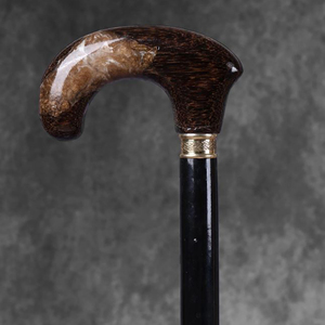 Bâton de marche en bois dur naturel pour les aventures en plein air, canne de marche en bois artisanale de qualité supérieure, vente en gros par AYAANS CREATIONS - Product Image 2