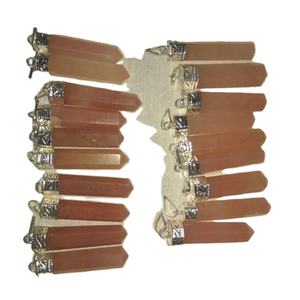 Venta al por mayor rojo Aventurina bala lápiz colgante Feng Shui piedra preciosa hecha a mano nueva estrella ágata - Product Image 1