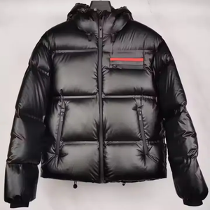 Veste matelassée à capuche noire pour homme, coupe-vent, rembourrée de duvet, manteau d'hiver décontracté, couleur unie, épaisse, fermeture éclair, coupe classique - Product Image 4