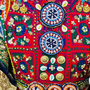 Nuevo Vestido Maxi Afgano para Mujer, Elegante Estilo Kuchi, Mangas Largas, Encaje, Color Sólido, Ecológico, Alta Calidad, Tribal, Moderno - Product Image 1