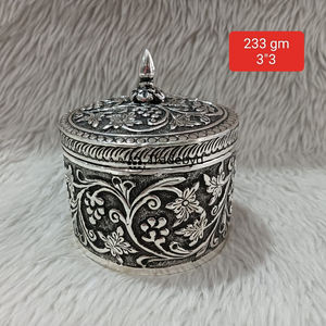 Caja de Almacenamiento Metálica de Lujo, Organizador Decorativo Elegante para Mesa de Oficina u Hogar, por Tradebyd - Product Image 2