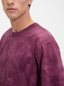 Camiseta de algodón para hombre, transpirable, de tela suave, cómoda, elegante, informal, para uso diario. - Product Image 4