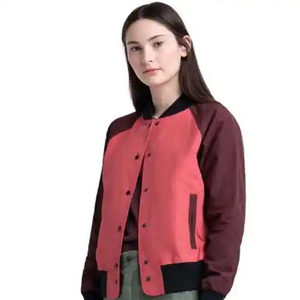 Veste universitaire pour homme, color-block rouge et bordeaux, col rabattu, coupe classique, tenue décontractée pour l'automne - Product Image 2