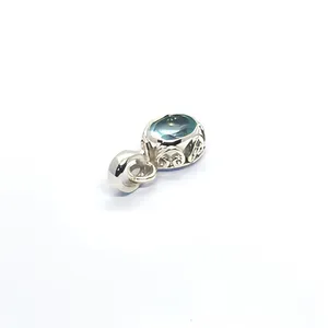 Pendentif solitaire classique en argent sterling 925 avec topaze bleue sertie dans un cadre, pour un usage quotidien, bijoux unisexes - Product Image 2