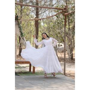 Vestido de Noche con Lentejuelas Bordadas, Elegante Diseño para Fiestas - Product Image 6