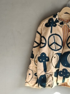 Chaqueta de Algodón con Bordado Floral Color Mostaza para Mujer, Estilo Bohemio Prairie Chic, Cuello Camisero, REGALO PARA ELLA - Product Image 4