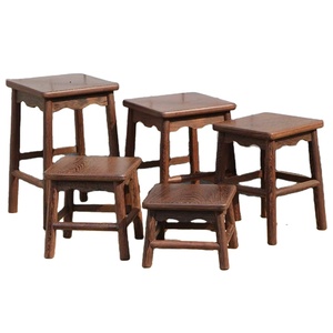 Taburete Bajo de Madera Minimalista para Cambiar Zapatos, Mesa Pequeña para Café, Asiento para Niños, Patio y Pesca, Hecho en Vietnam - Product Image 1