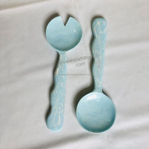 Service à salade en résine de qualité supérieure avec résine couleur moutarde avec long manche dernière conception d'ustensiles de cuisine prix de gros - Product Image 4