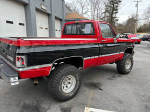 LISTO PARA ENVIAR AHORA OFERTA ESPECIAL Camioneta GMC CK 1500 Serie K1500 Modelo Antiguo de 1982 - Product Image 3