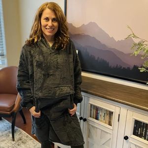 Krifey oversize Sherpa felpa con cappuccio accogliente regali di compleanno per mamma donna fidanzata uomo gigante tascabile coperta con cappuccio - Product Image 6