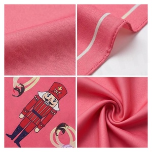Pañuelo de Seda Cuadrado para Mujer con Estampado de Personajes de Cascanueces, Accesorio de Invierno de Lujo, Regalo - Product Image 4