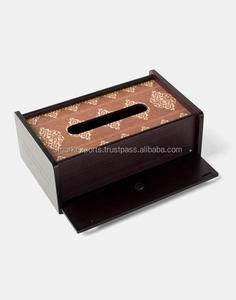 Porte-mouchoirs au design audacieux en bois dur pour un accès fonctionnel aux serviettes et une utilisation élégante sur la table dans les maisons ou les bureaux - Product Image 1
