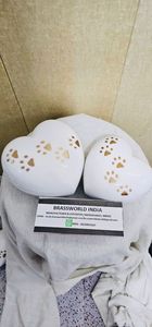 Urna Ecológica y Duradera de Latón Estilo Americano Hecha a Mano para Cenizas de Mascotas, Capacidad de 220 Pulgadas Cúbicas, Garantía de 3 Años, para Cremación o Entierro - Product Image 6