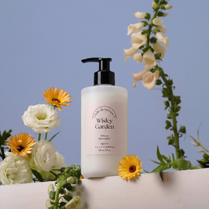 Belle De Parfum Eau Minérale Transparente Hydratante Savon Liquide pour les Mains 300ml - Product Image 1